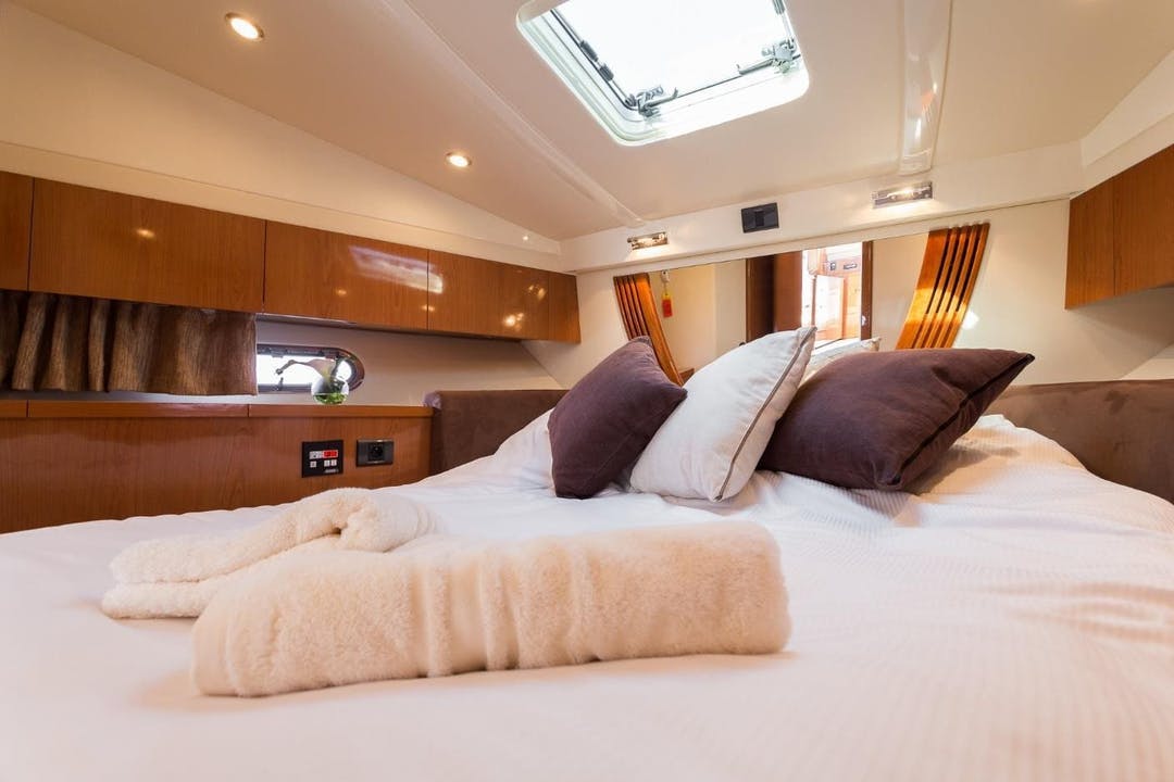 43 Fairline luxury charter yacht - Saint-Tropez, France