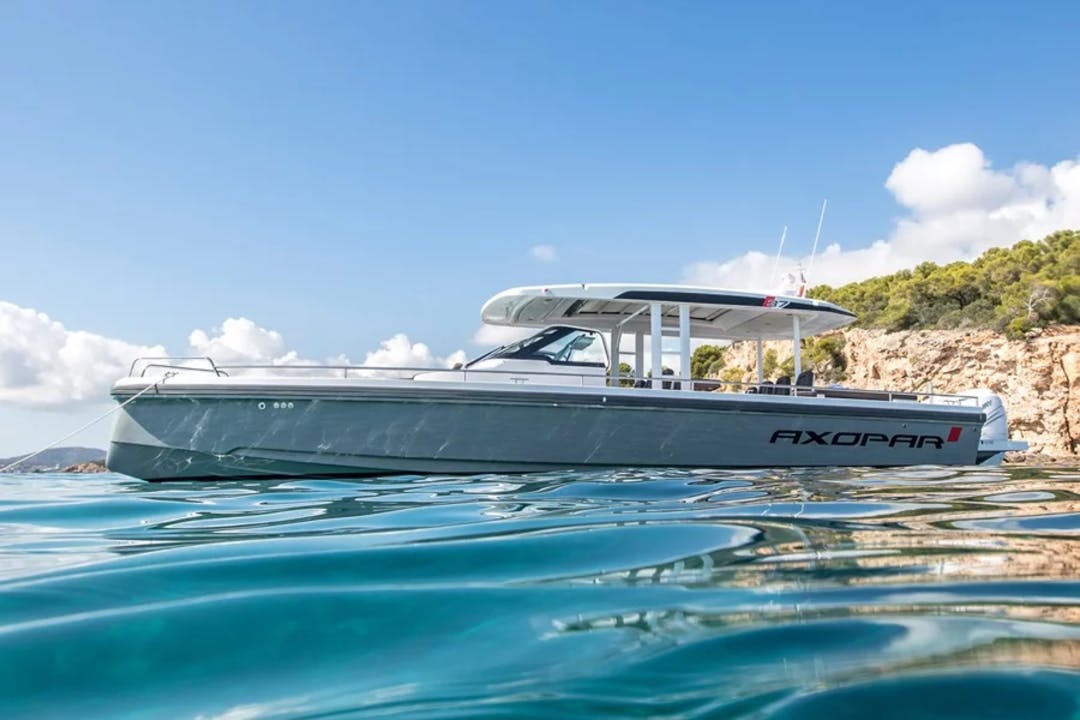 37 Axopar luxury charter yacht - Old Fort Bay, Nassau, The Bahamas
