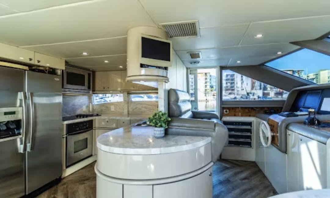 84 Lazzara luxury charter yacht - Newport Beach, CA, USA