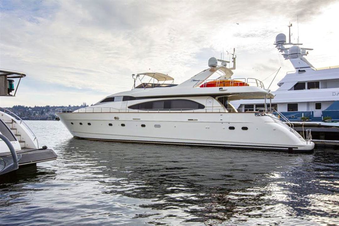 85 Azimut luxury charter yacht - Newport Beach, California, USA