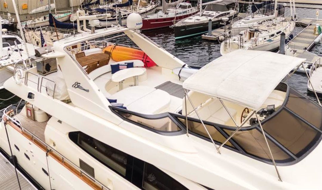 85 Azimut luxury charter yacht - Newport Beach, California, USA