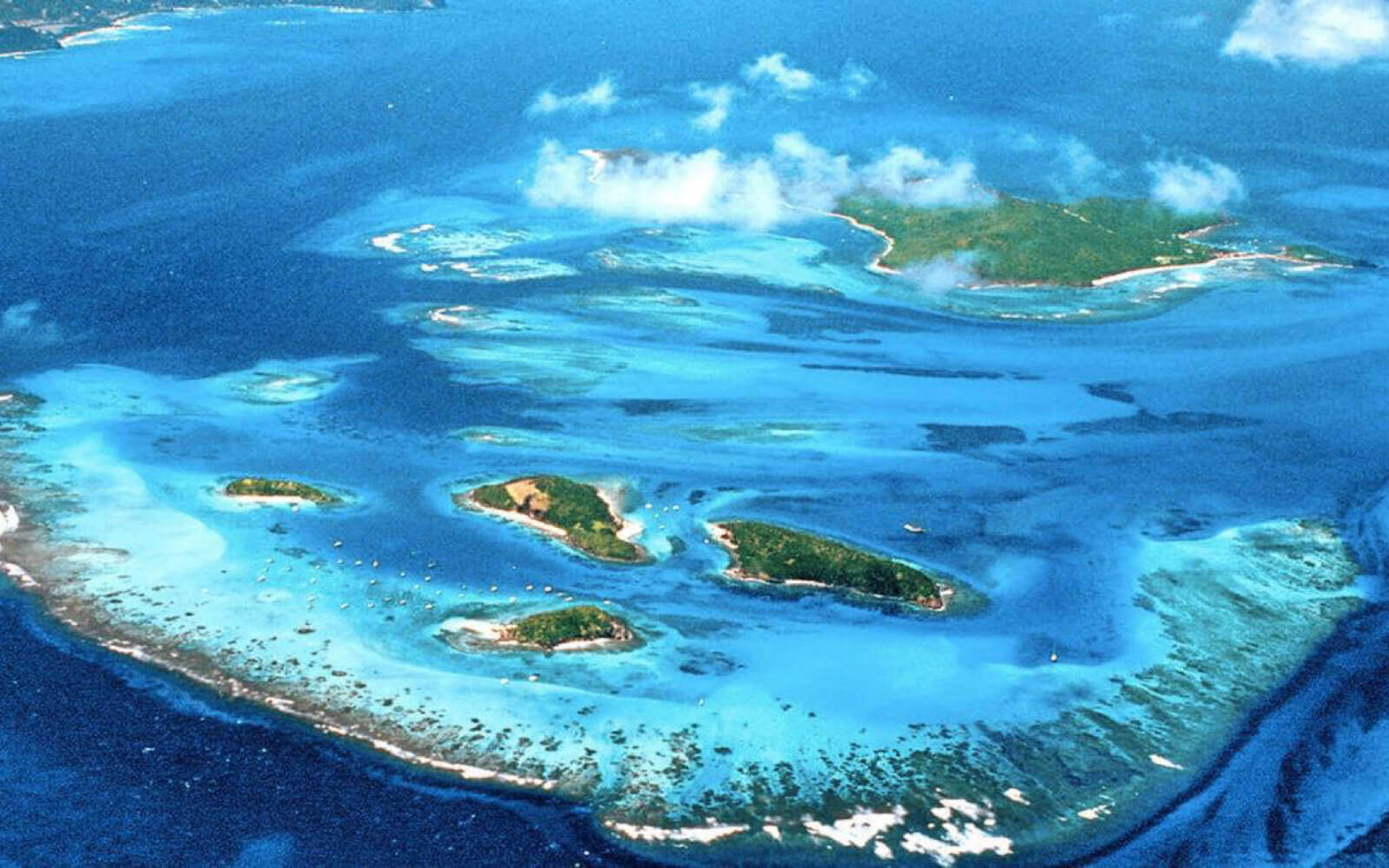 YachtLife Windward Islands Yachting Itinerary 4 - 5