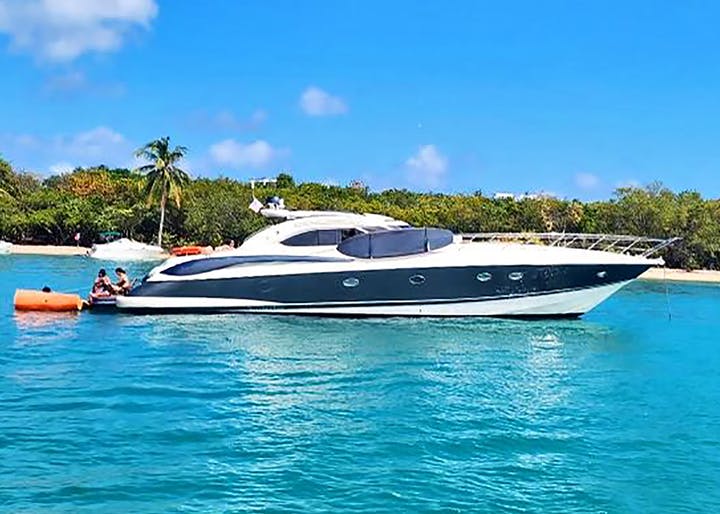 Amazing 65' Yacht in Miami Beach!!