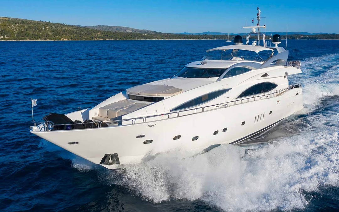 105 Sunseeker luxury charter yacht - Split, Croatia