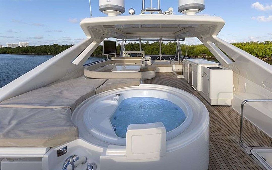 87 Ferretti luxury charter yacht - Newport, RI, USA