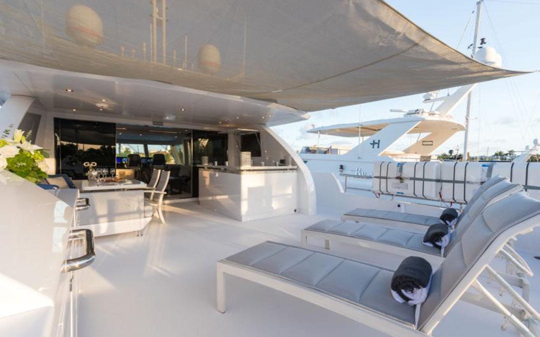 91 Hargrave luxury charter yacht - Nassau, The Bahamas
