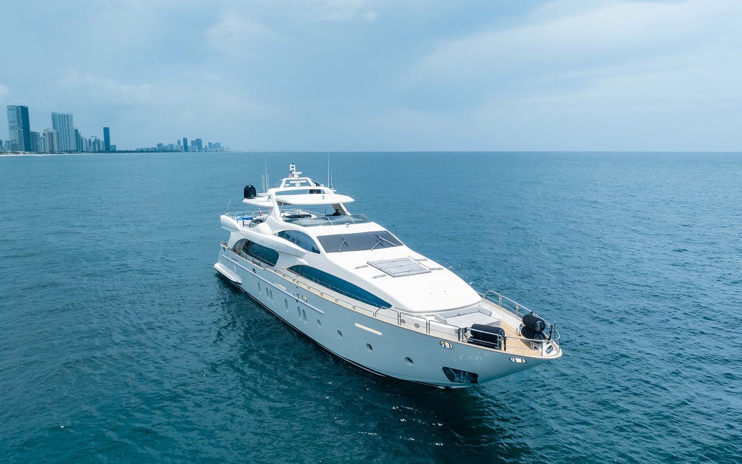116 Azimut luxury charter yacht - Miami, FL, USA