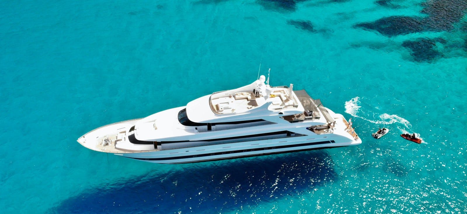 18 Yacht Charter Rules You Should Know