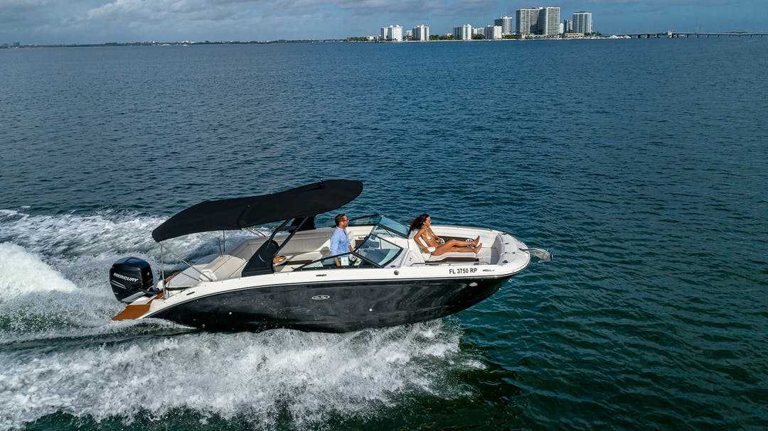 29 SEA RAY  luxury charter yacht - 216 W 43rd St, Miami Beach, FL 33140, USA