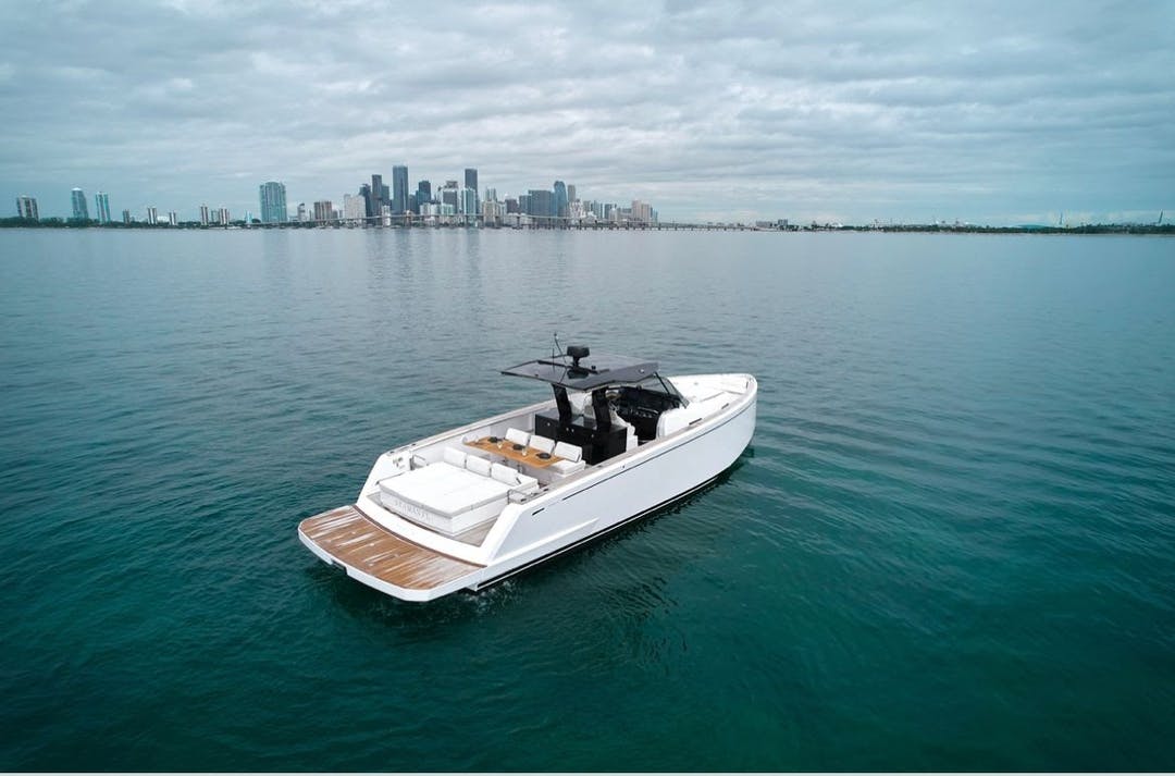 43 Pardo luxury charter yacht - Miami, FL, USA