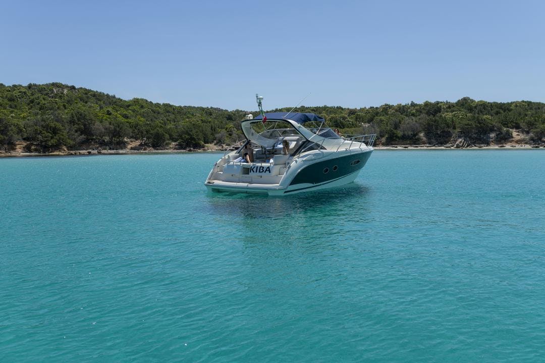 39 Azimut luxury charter yacht - Sardinia, Italy