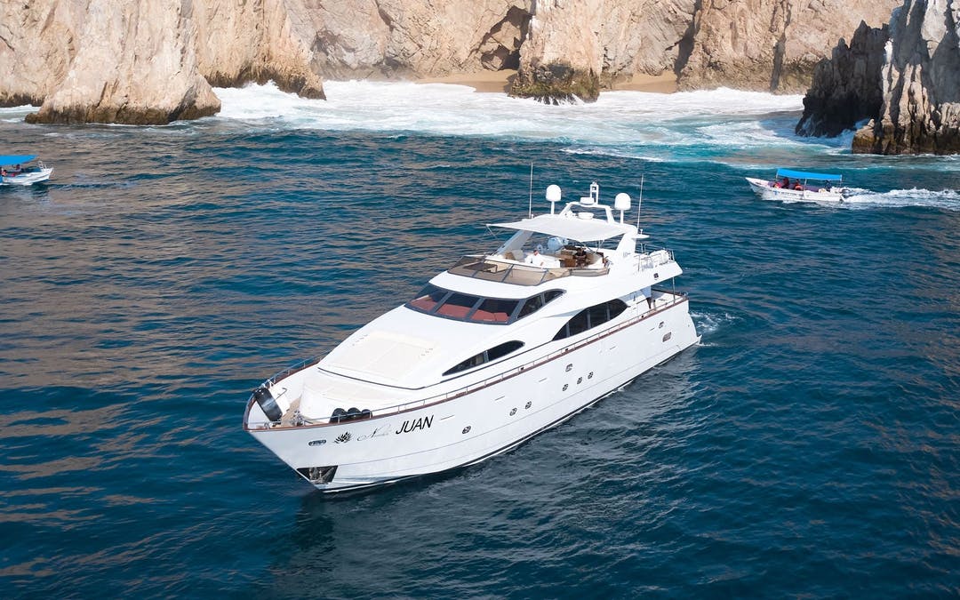 100 Azimut luxury charter yacht - Puerto Los Cabos, Mexico