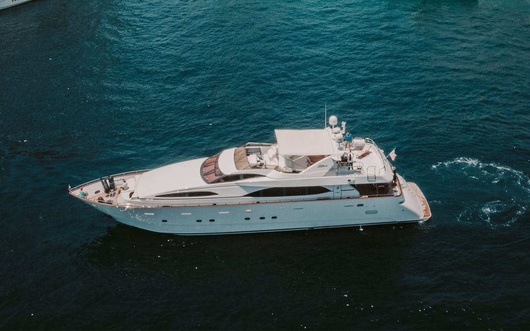 100 Azimut luxury charter yacht - Puerto Los Cabos, Mexico