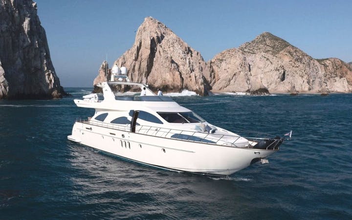80 Azimut luxury charter yacht - Marina, Cabo San Lucas, BCS, Mexico