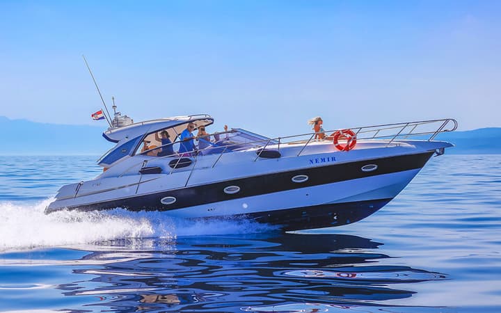 42 Sessa luxury charter yacht - ACI Vrboska, Vrboska, Croatia