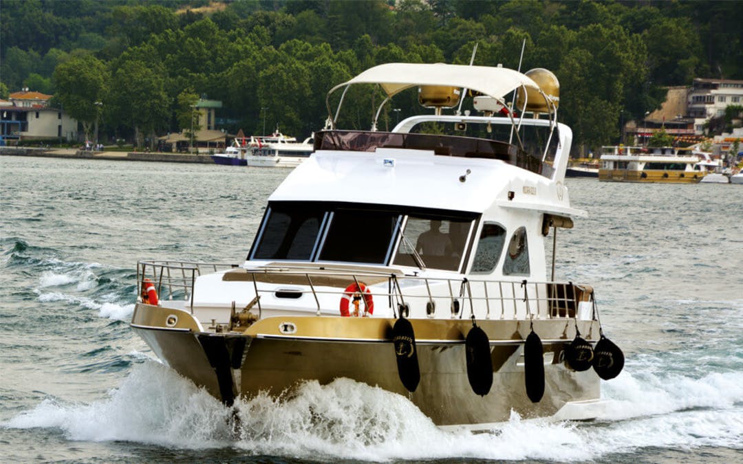 61 Pirlant luxury charter yacht - Bebek Mahallesi, Beşiktaş/İstanbul, Turkey