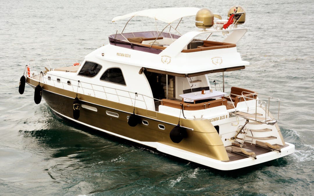 61 Pirlant luxury charter yacht - Bebek Mahallesi, Beşiktaş/İstanbul, Turkey