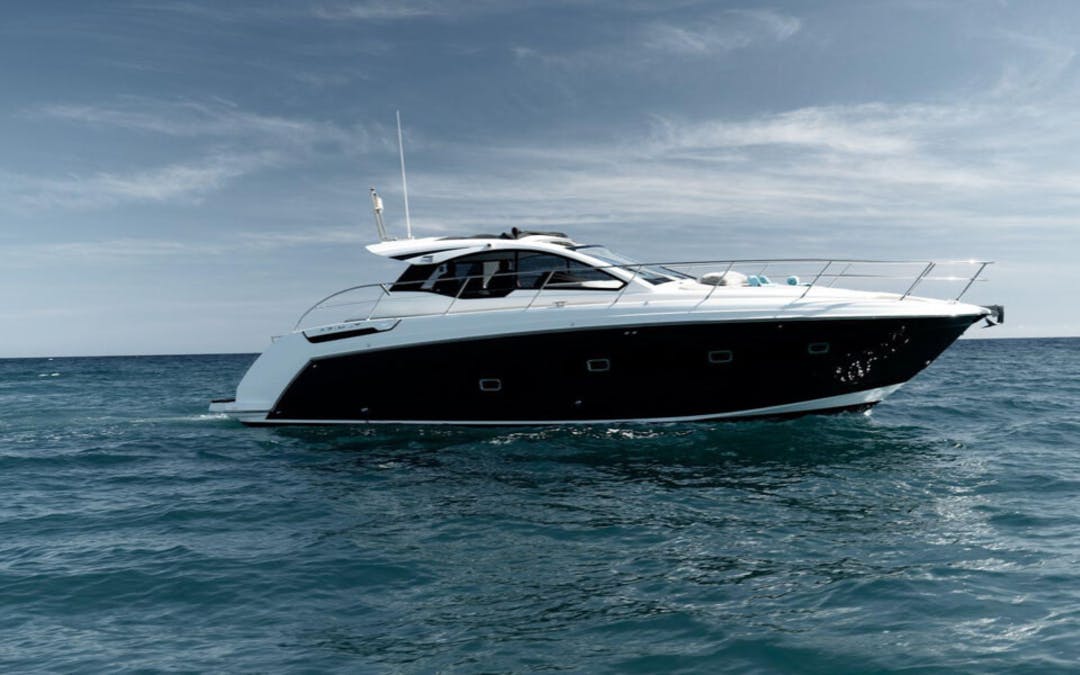43 Azimut luxury charter yacht - Centro, Marina, Cabo San Lucas, Baja California Sur, Mexico
