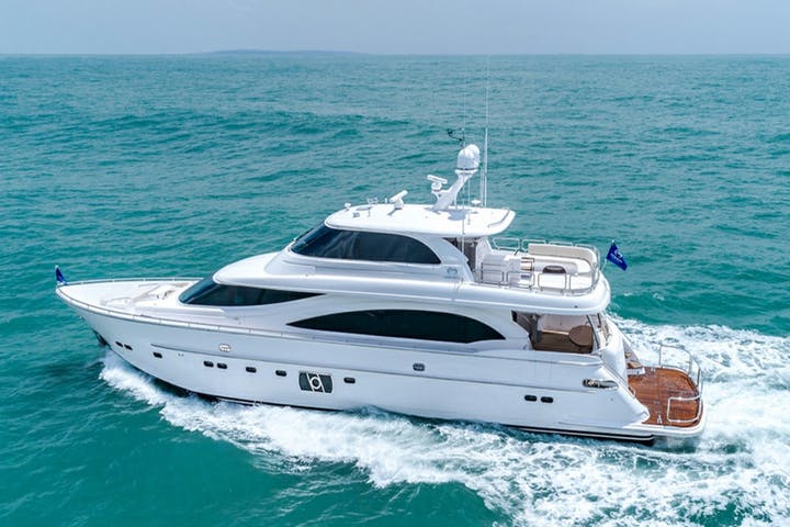 94 Horizon luxury charter yacht - Nassau, The Bahamas