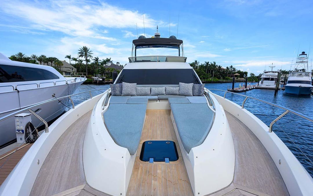 70 Numarine luxury charter yacht - 200 Admirals Cove Boulevard, Jupiter, FL, USA
