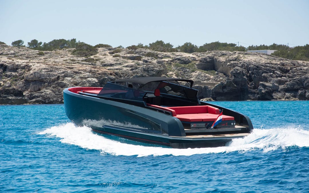 48' Vanquish luxury charter yacht - Botafoc Ibiza, Av. de Juan Carlos I, 07800 Ibiza, Balearic Islands, Spain	 - 2