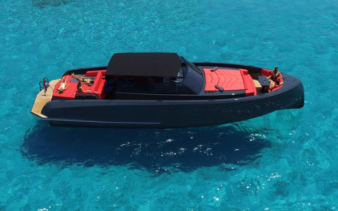 48' Vanquish luxury charter yacht - Botafoc Ibiza, Av. de Juan Carlos I, 07800 Ibiza, Balearic Islands, Spain	 - 0