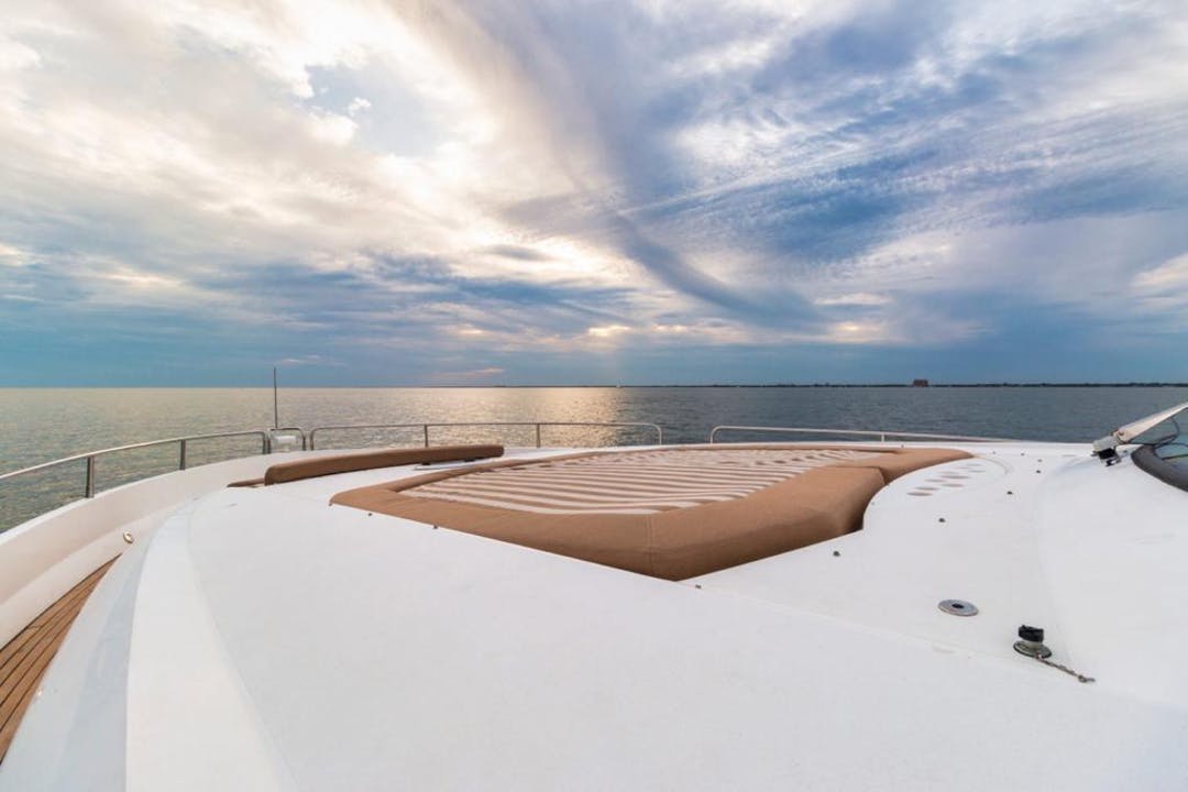 82 Sunseeker luxury charter yacht - Nassau Yacht Haven Marina, The Bahamas