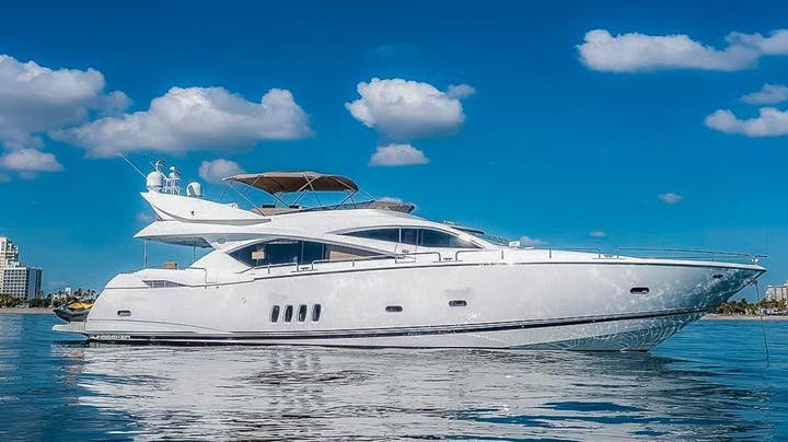 82 Sunseeker luxury charter yacht - Nassau Yacht Haven Marina, The Bahamas