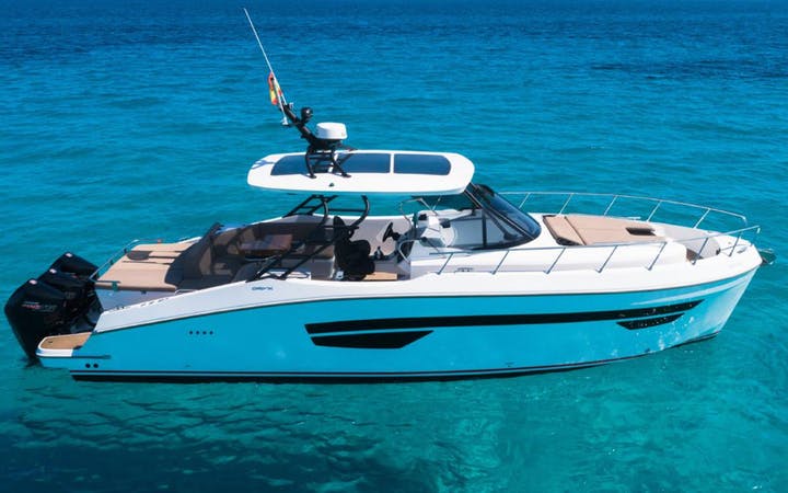 37' Oryx luxury charter yacht - Ibiza, Spain