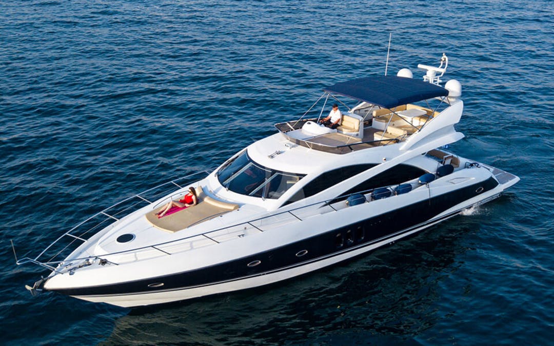 72 Sunseeker luxury charter yacht - Athens Marina, Platia Agias Marinas, Palaio Faliro, Greece