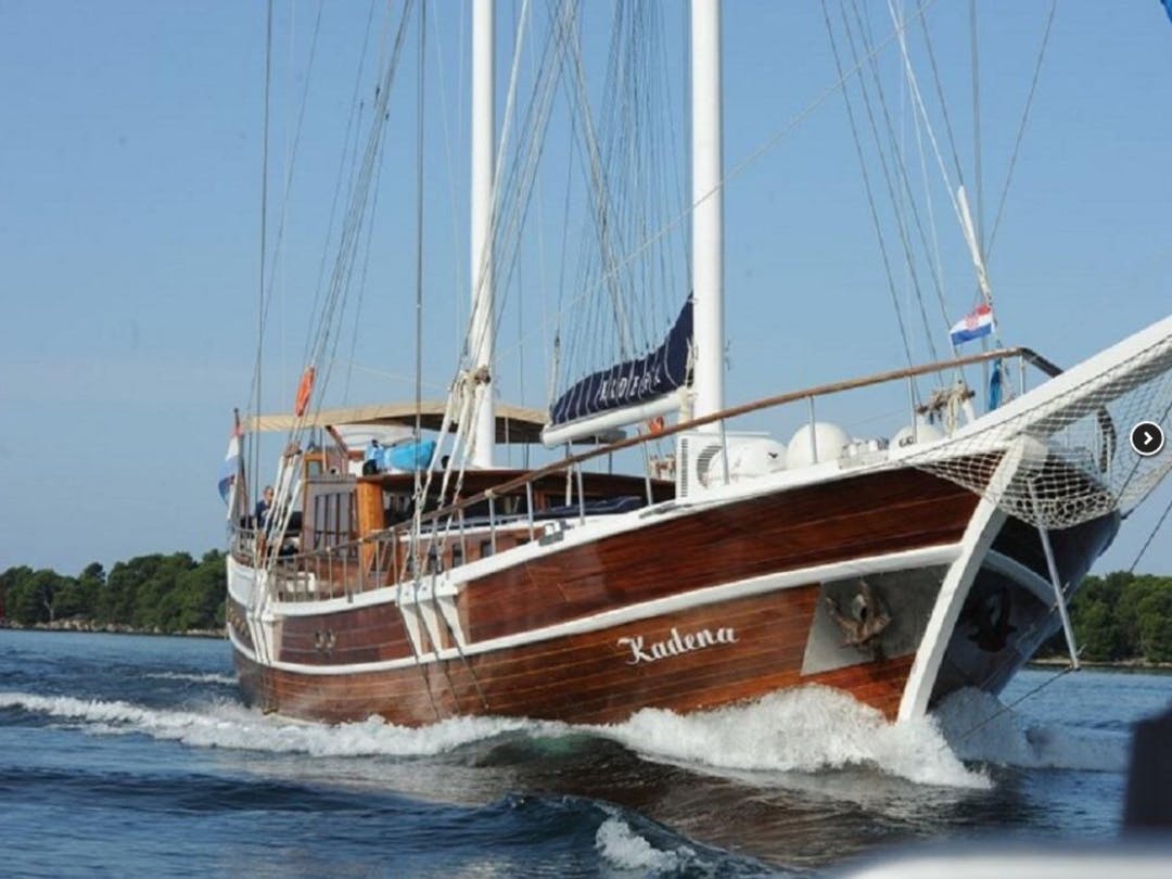 104 Custom luxury charter yacht - Šibenik, Croatia