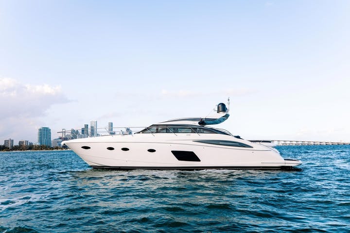 62 Princess luxury charter yacht - 73 Three Mile Harbor Hog Creek Rd, East Hampton, NY 11937, USA