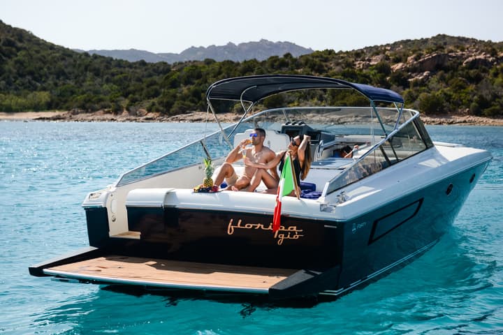 43 ITAMA luxury charter yacht - Sardinia, Italy