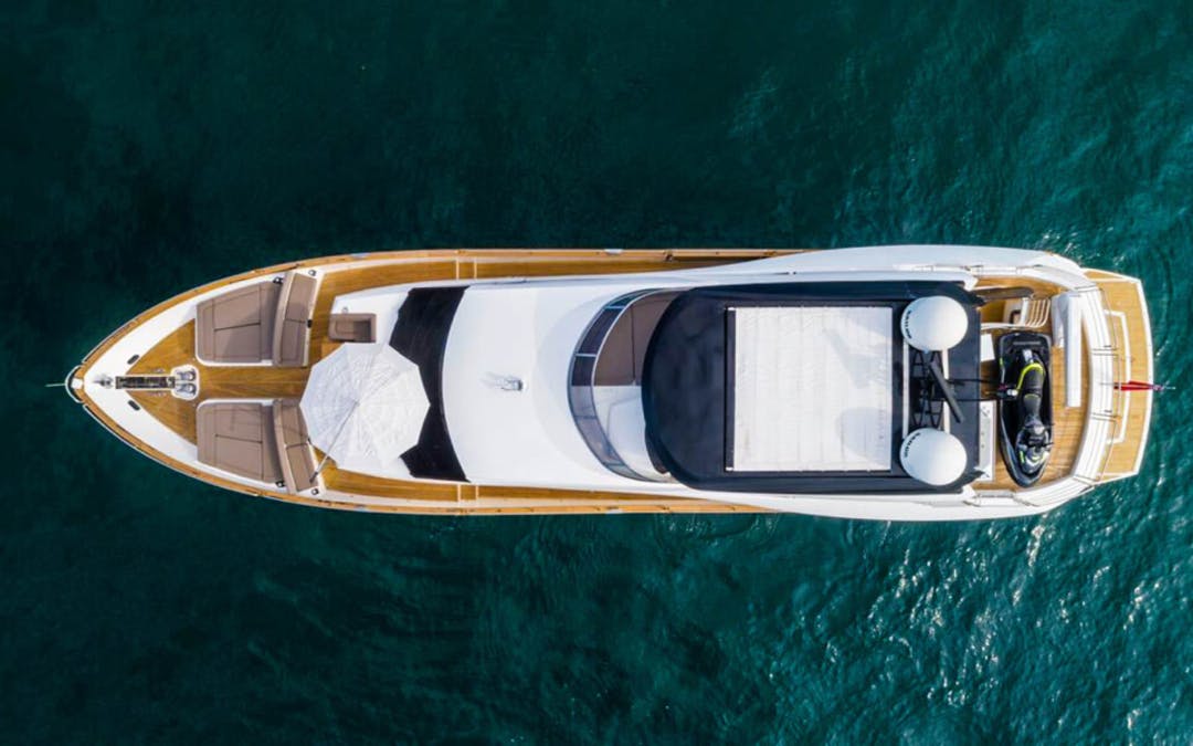 90 Sunseeker luxury charter yacht - Policentro Ó Marina Palmira, La Paz, Baja California Sur, Mexico