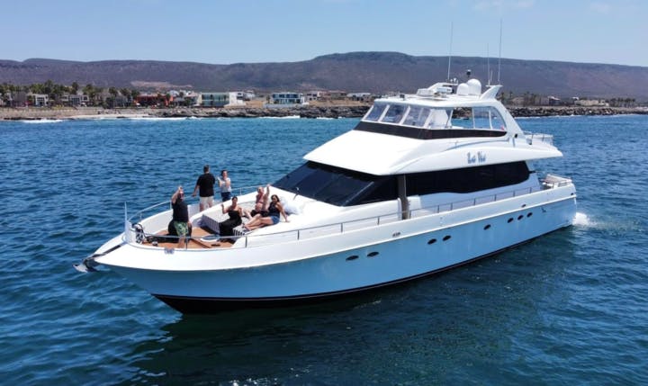 84 Lazzara luxury charter yacht - Newport Beach, CA, USA