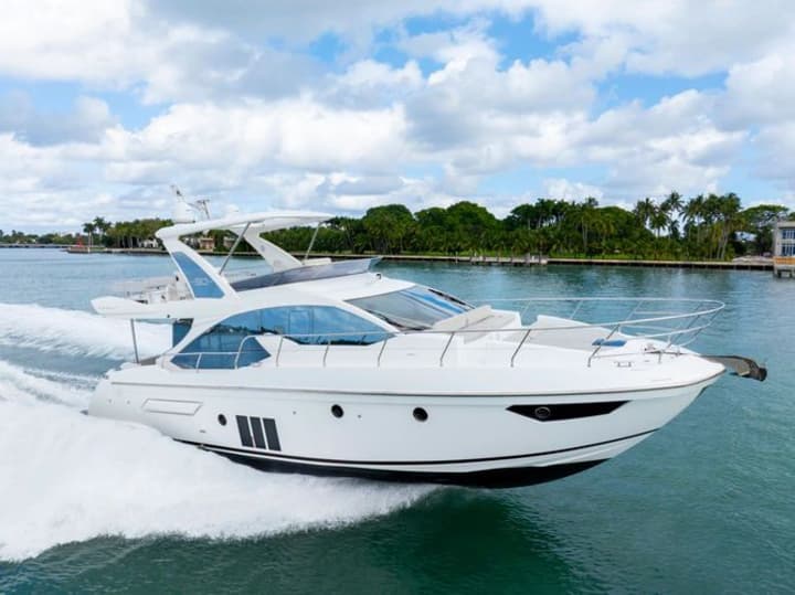 50 Azimut luxury charter yacht - Bill Bird Marina, Collins Avenue, Miami Beach, FL, USA