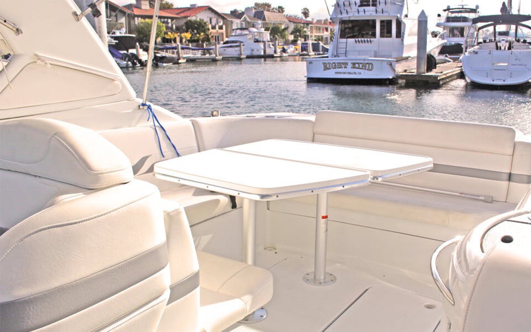 33 Formula luxury charter yacht - Billy's At The Beach, West Coast Highway, Newport Beach, CA, United States