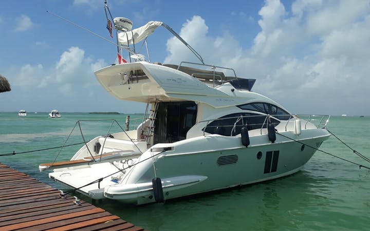 40' Azimut luxury charter yacht - Cenzontle, Zona Hotelera, Cancún, Quintana Roo, Mexico