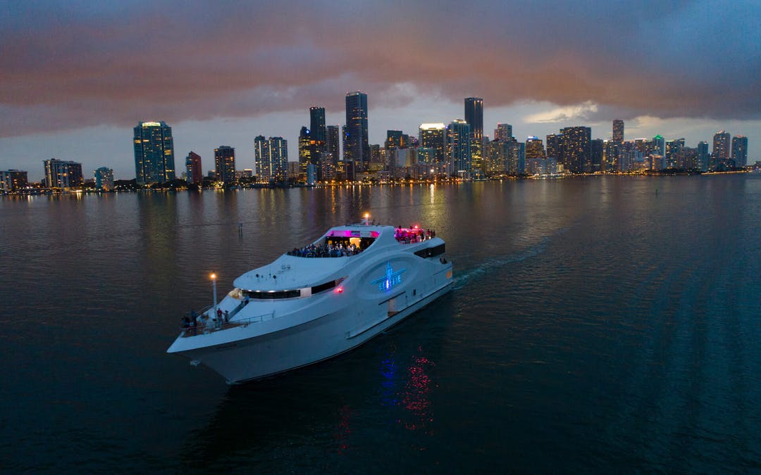 222 Nichols Brothers luxury charter yacht - Chopin Plaza, Miami, FL 33131, USA