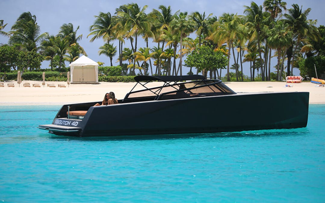 40' VanDutch  luxury charter yacht - St-martin