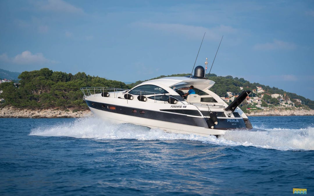 46 Pershing luxury charter yacht - Hvar, Croatia