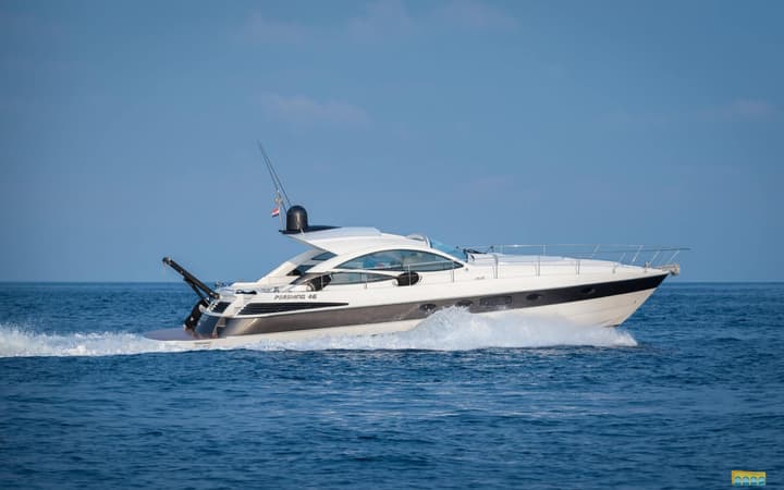 46 Pershing luxury charter yacht - Hvar, Croatia