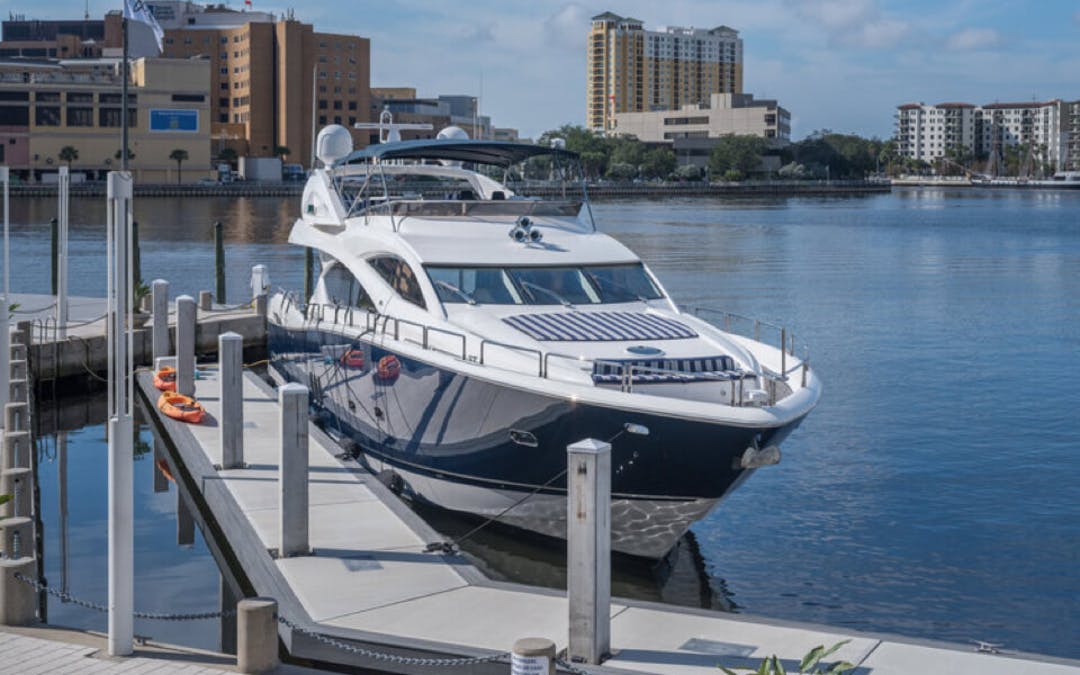 84 Sunseeker luxury charter yacht - 601 S Harbour Island Blvd Garage, South Harbour Island Boulevard, Tampa, FL 33602, USA