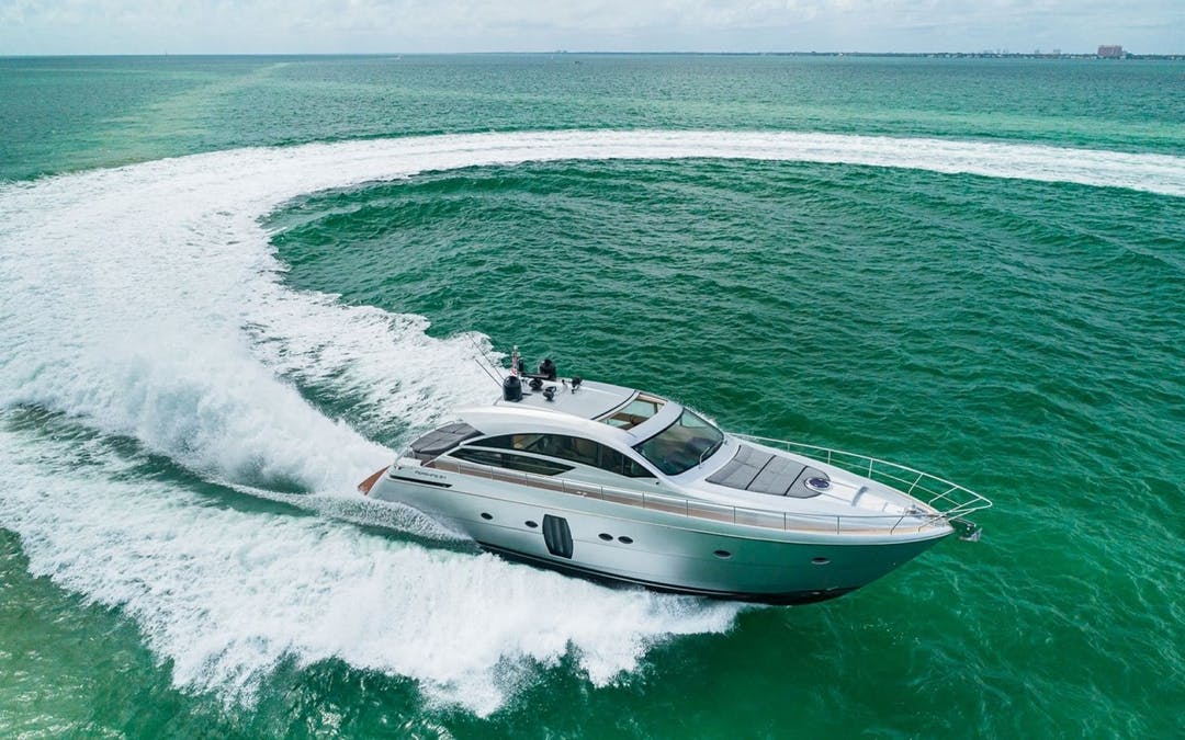 65 Pershing luxury charter yacht - Montauk, NY, USA