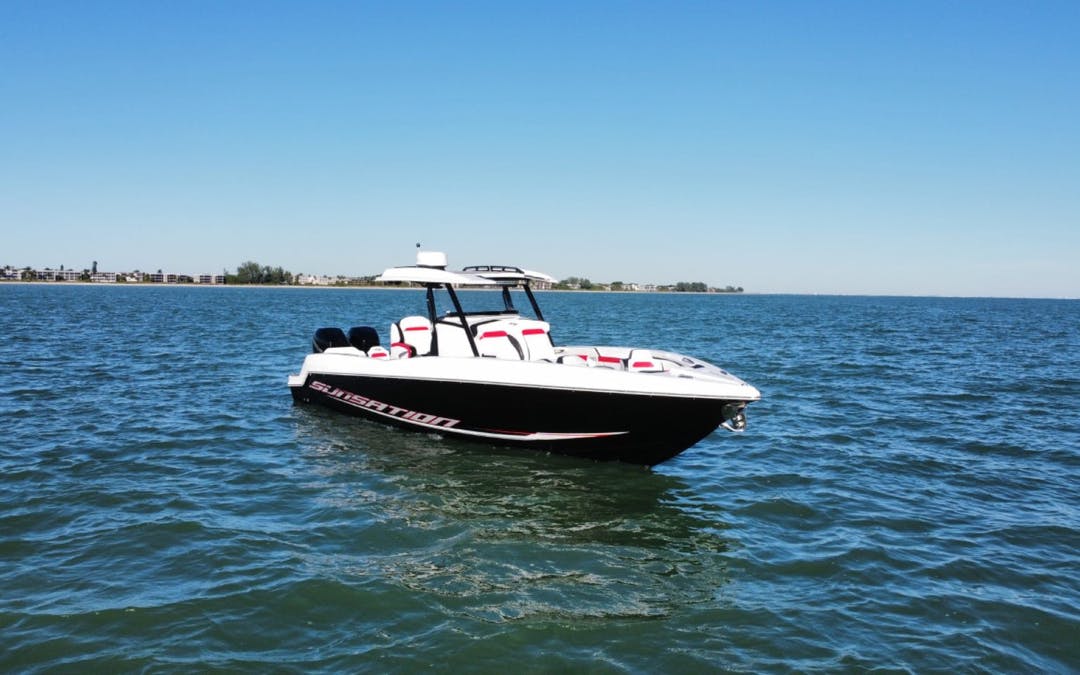 35 Sunsation luxury charter yacht - Salty Sam's Marina, 2500 Main St, Fort Myers Beach, FL 33931, USA