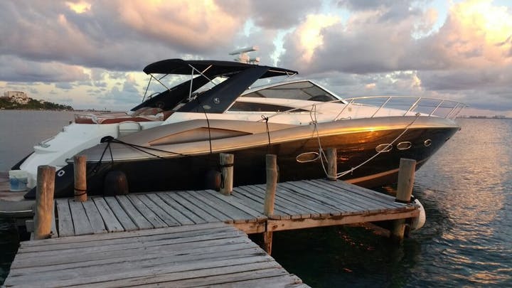 53' Sunseeker Portofino luxury charter yacht - Cenzontle 13, Zona Hotelera, 77500 Cancún, Q.R., Mexico