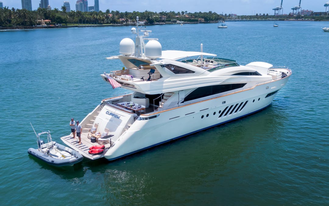 100 Dominator luxury charter yacht - Island Gardens, MacArthur Causeway, Miami, FL, USA