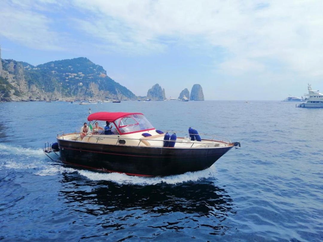 38' Apreamare luxury charter yacht - Piano di Sorrento, Metropolitan City of Naples, Italy - 0