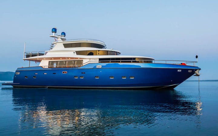 87 Johnson luxury charter yacht - Split, Croatia