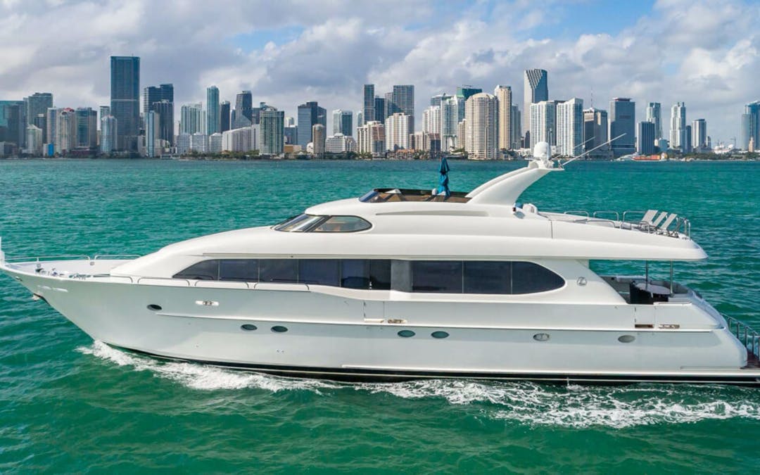 94 Lazzara luxury charter yacht - Nassau, The Bahamas